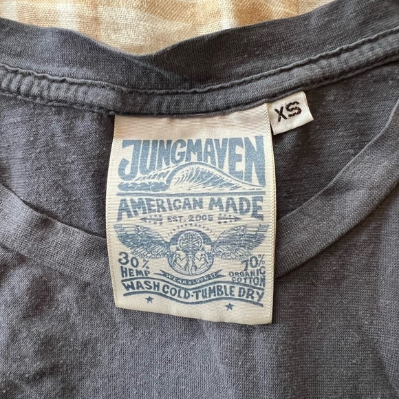 Yungmaven Dusty Blue Cropped T-Shirt - Picture 2 of 2